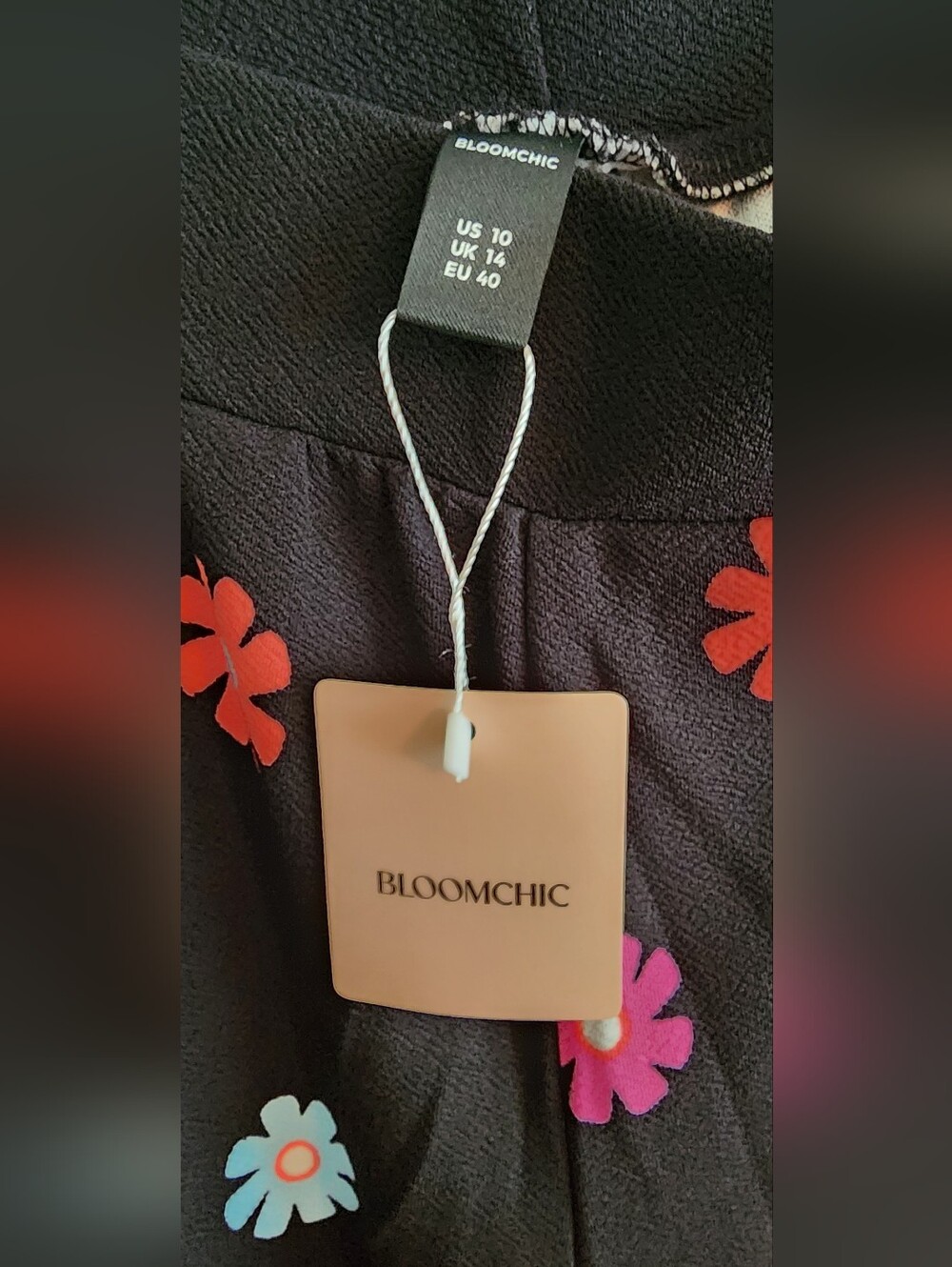 Bloom Chic - Picture 5 of 5
